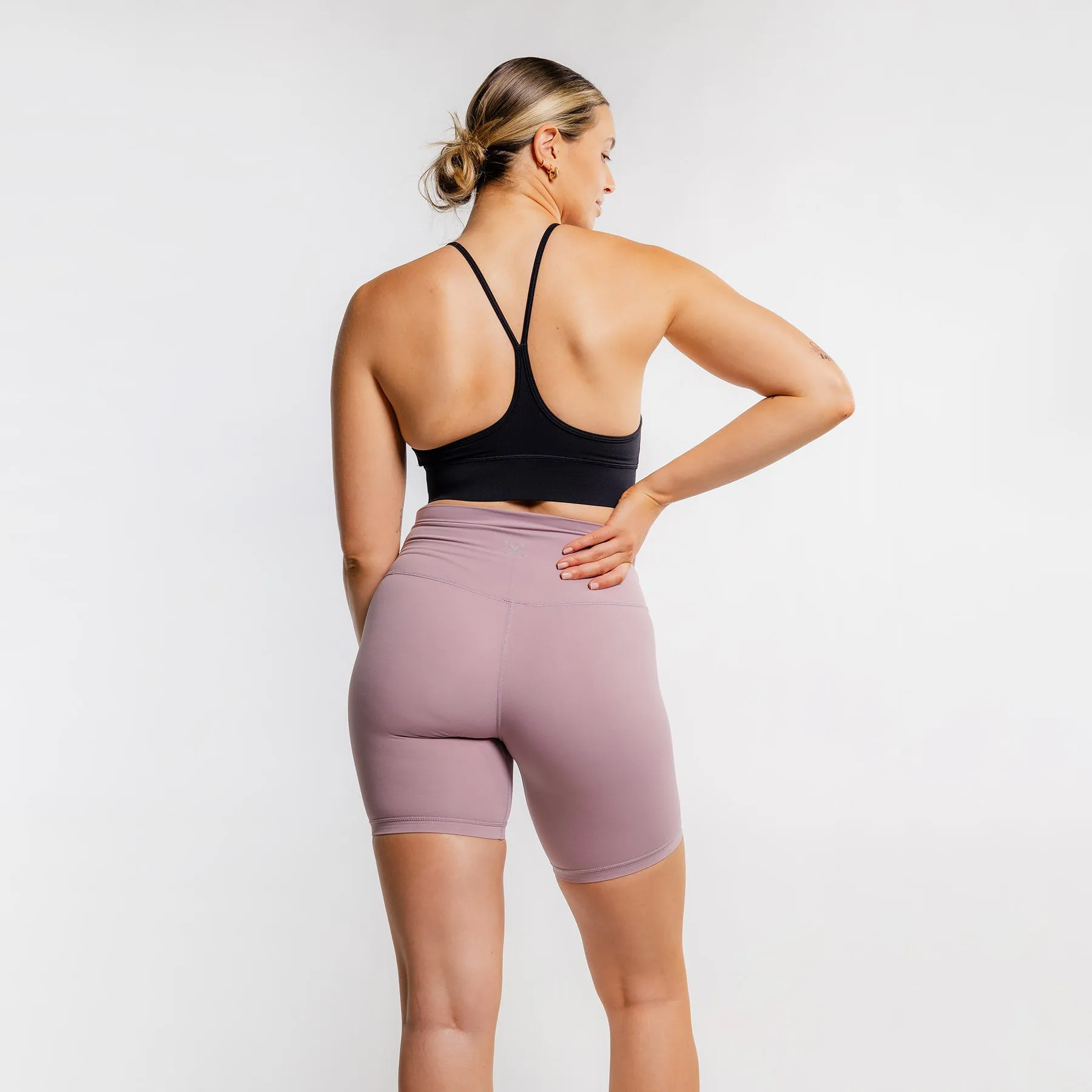 TWL - WOMEN'S HIGH WAISTED EXTRA LONG BALANCE SHORTS - LILAC CHALK